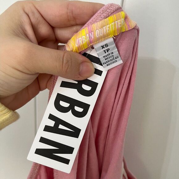 UO Cadence Cinched Flyaway Top Size XS Y2k New With Tags! $39 retail - Picture 8 of 9